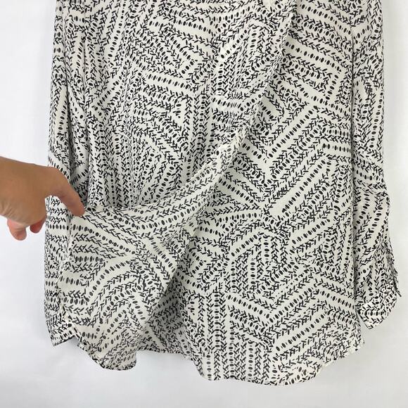Cabi #3255 | Black & White Print Split Back Long Sleeve Button Down Blouse - Picture 7 of 12